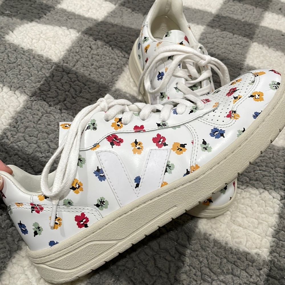 Veja x Madewell